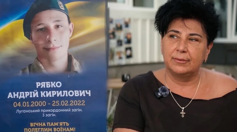 «Лишилися тільки фото та пам’ять»: розповідь глухівчанки Наталії Рябко про втрату сина та виїзд