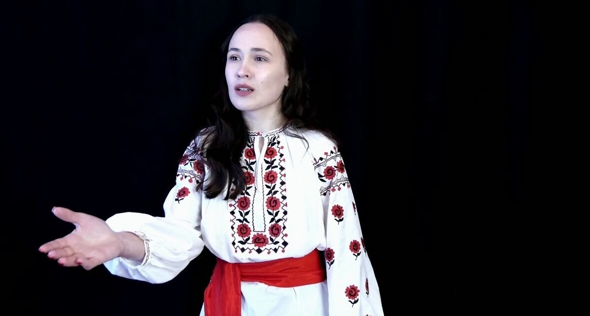 ​Поліна Ворона декламує вірш Т. Шевченка "Розрита могила"
