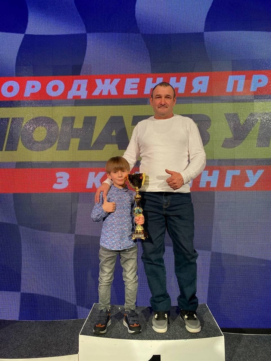 Олег та його тренер Сергій Бурнос
