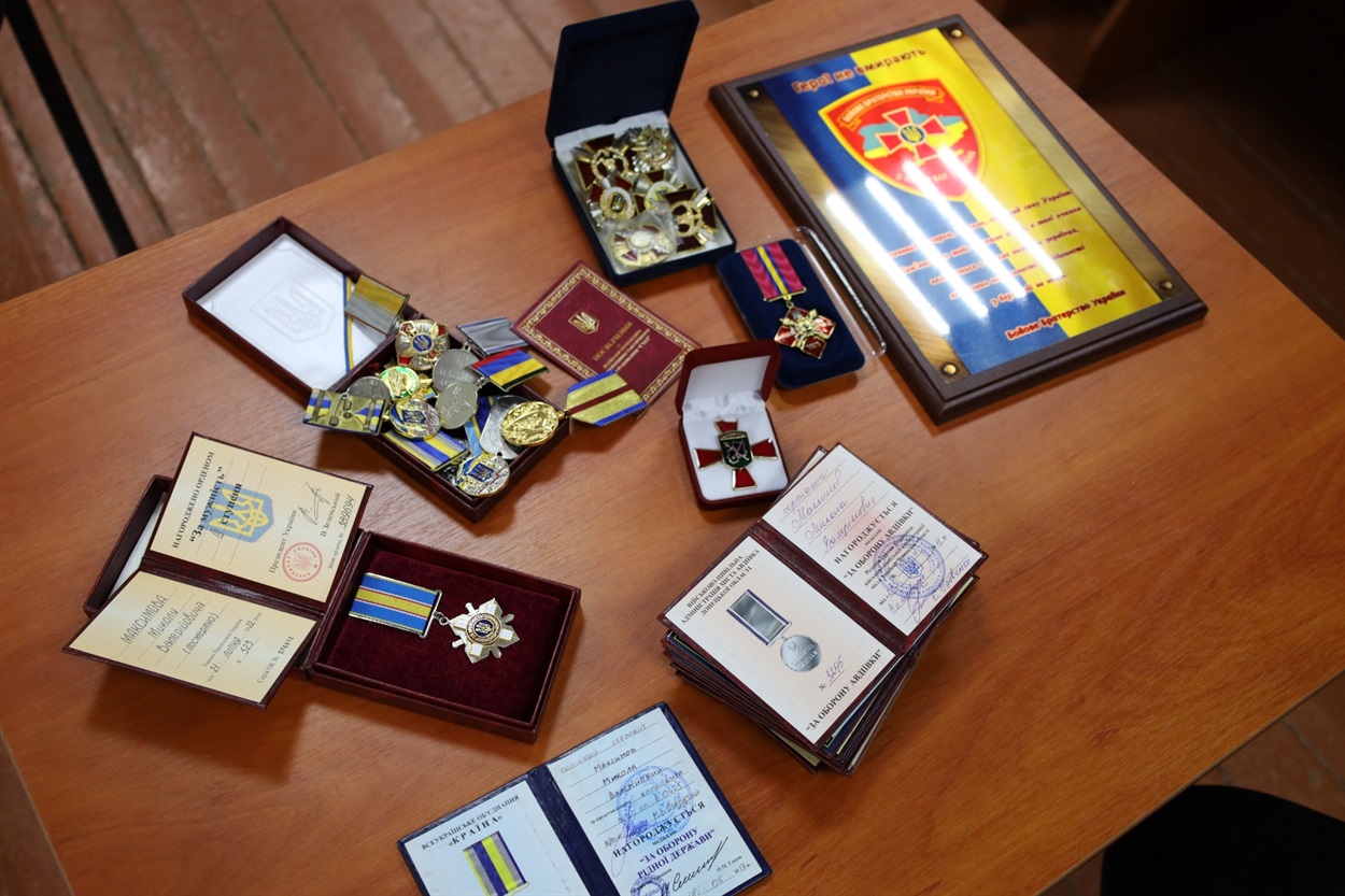 Нагороди Миколи за шість років служби