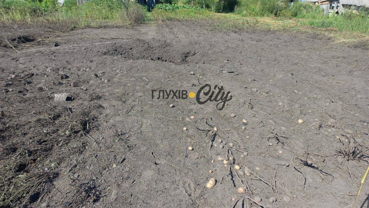 Наслідки російської атаки по селищу Есмань 