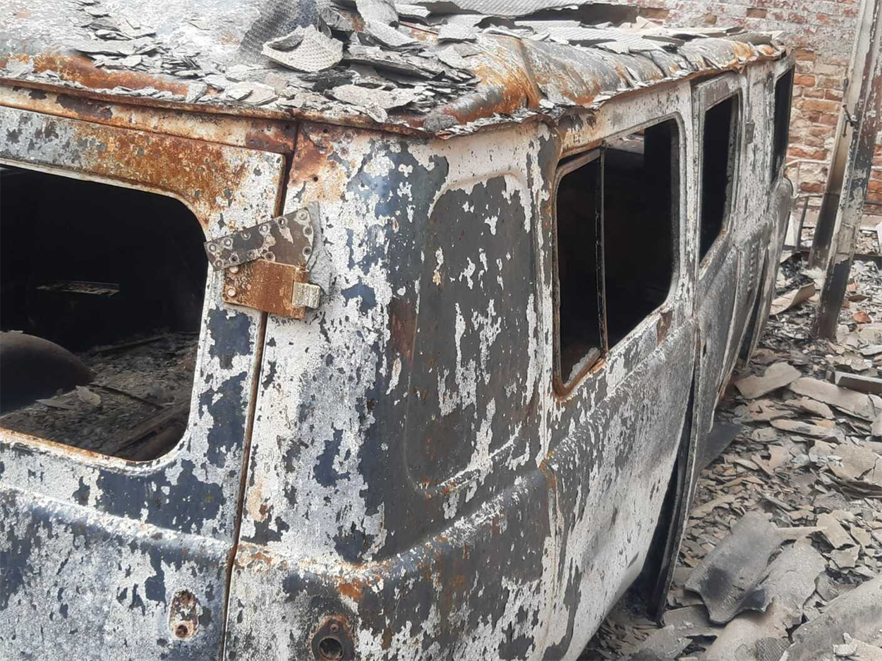 Знищений автомобіль комунальників Шалигинської громади