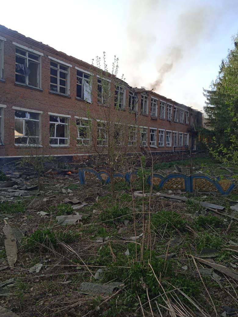 Наслідки російської атаки по Уланівському навчально-виховному комплексу
