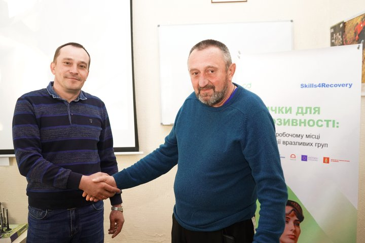 Микола Новіков на випускному. Фото надав проєкт "Навички для інклюзивності"
