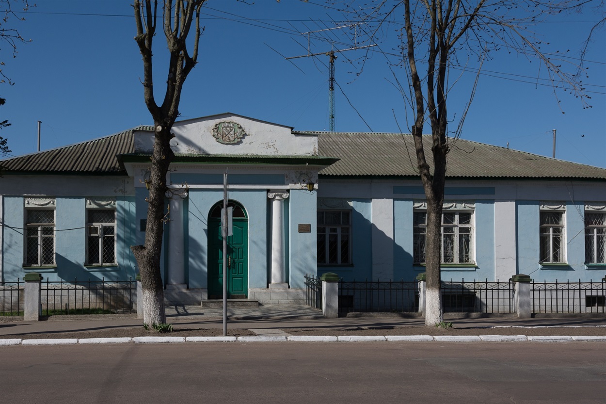 Садибний будинок міського голови Амосова в дворі якого вбили