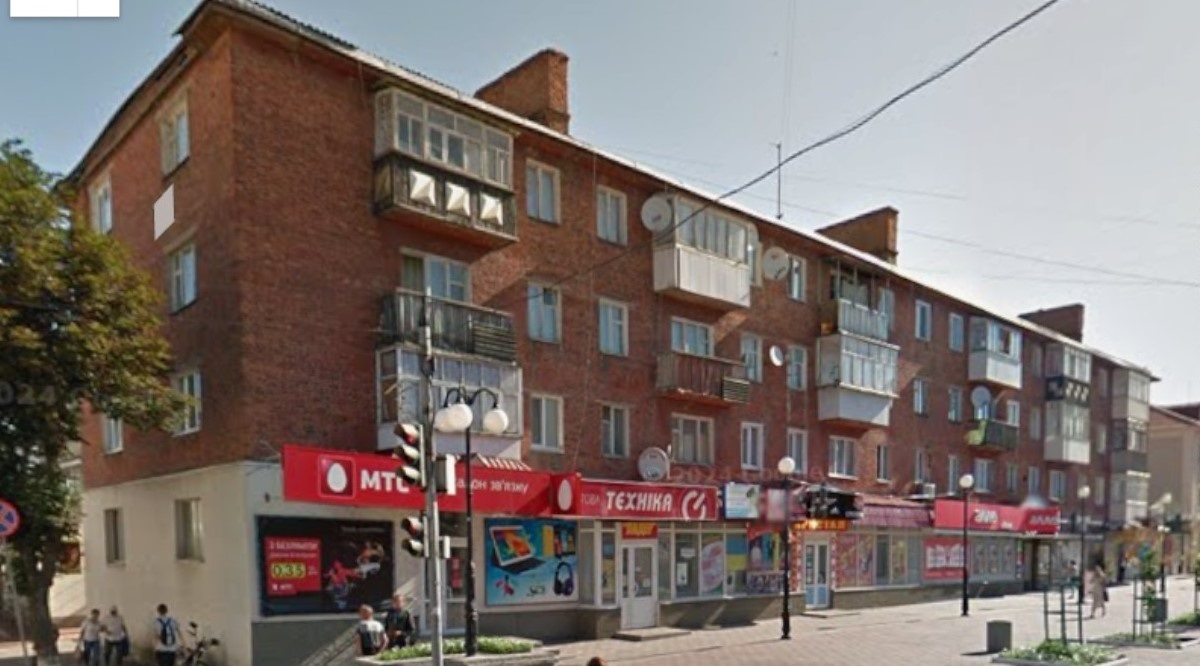 Будинок Стометрівка, зведений у 1966, станом на 2015.
